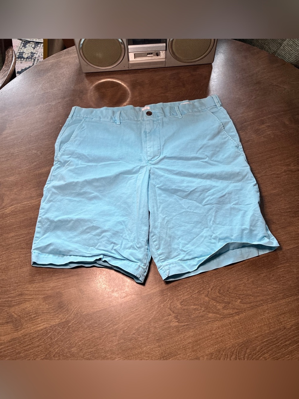 Gap ~ Gap Flex ~ Mens Lt Blue Chino Shorts ~ 10”inseam ~hits at knee~ sz 36